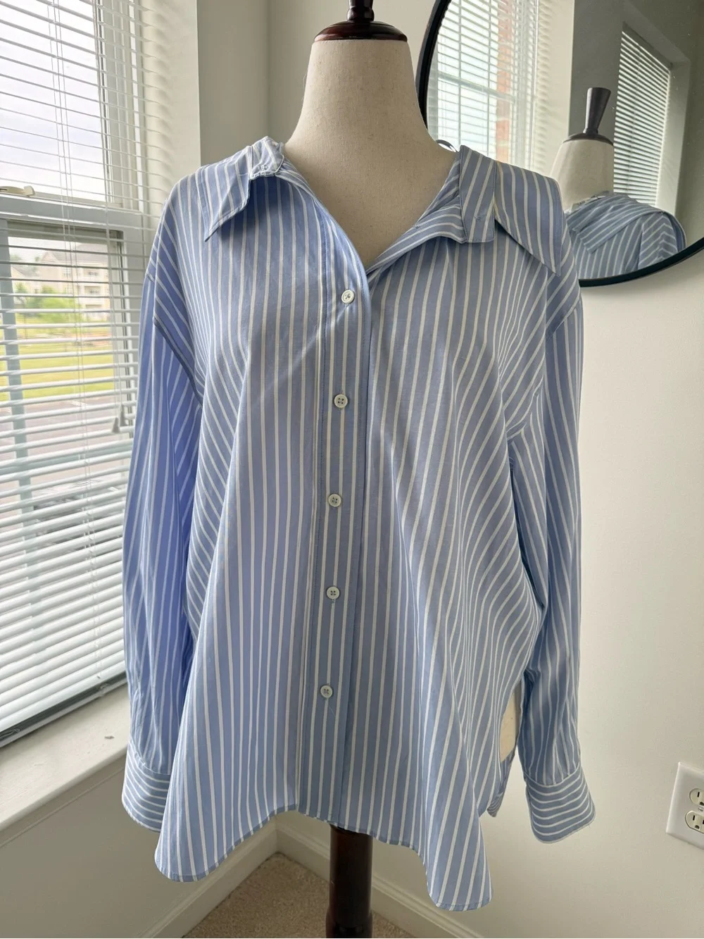Zara Light Blue & White Vertical Stripe Button-Back Tunic/Dress- NWOT - Picture 3 of 11